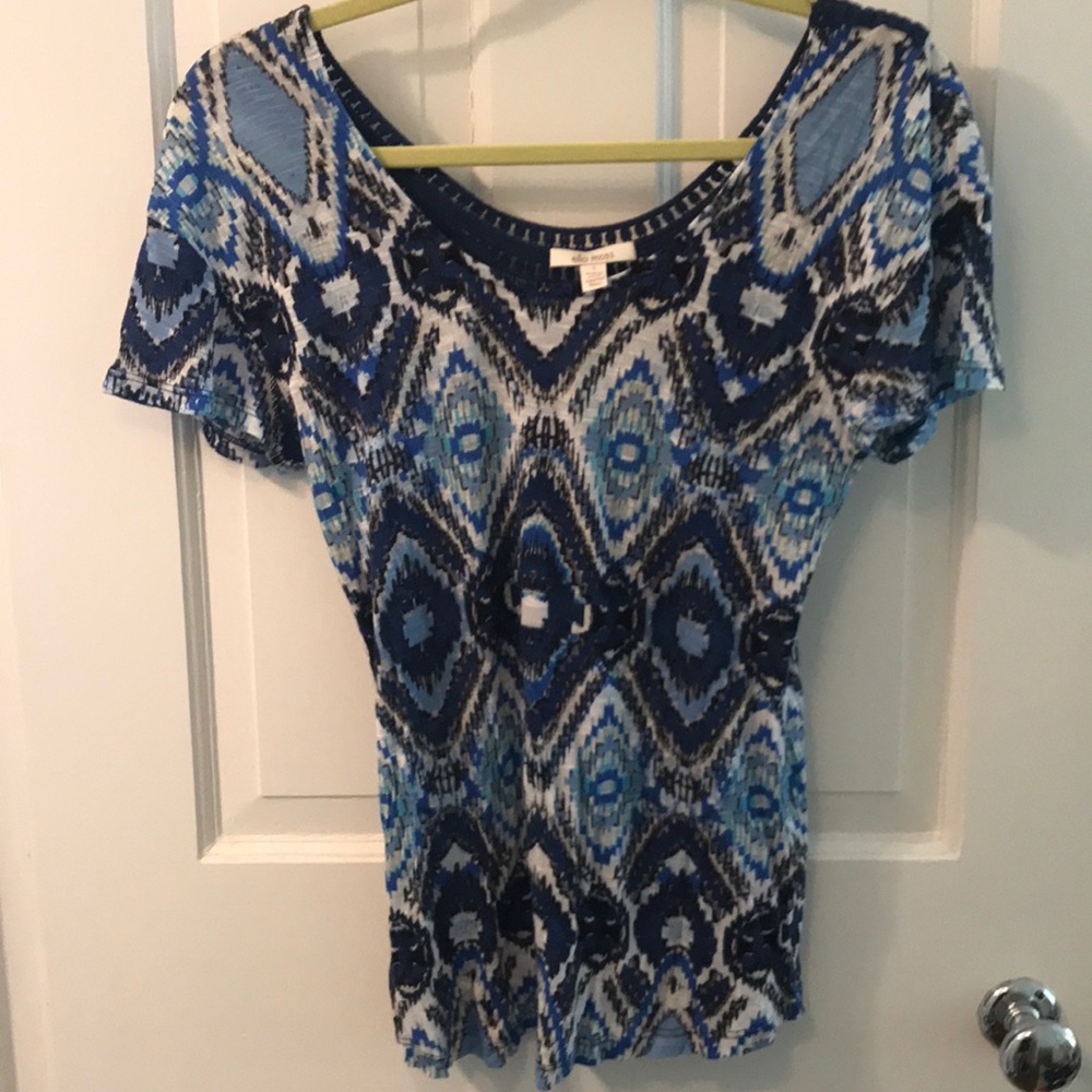 Ella moss Blue patterned T-shirt with knitted back